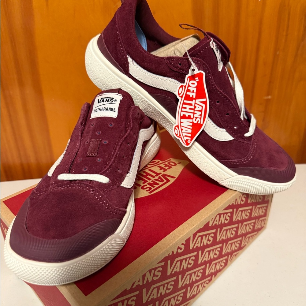 Vans Men's 9/Women's 10.5  UltraRange Suede EXO SE Prt Royale